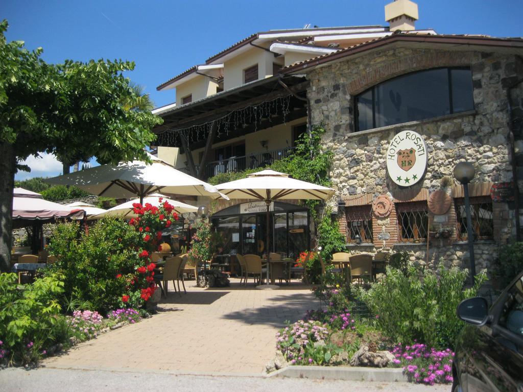 קיוזי Hotel Rosati מראה חיצוני תמונה