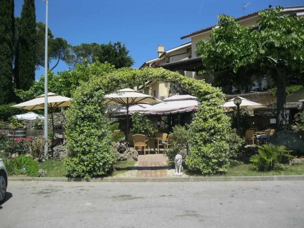 קיוזי Hotel Rosati מראה חיצוני תמונה