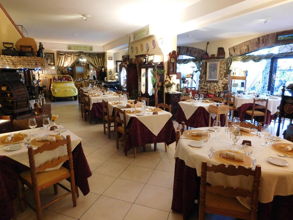קיוזי Hotel Rosati מראה חיצוני תמונה