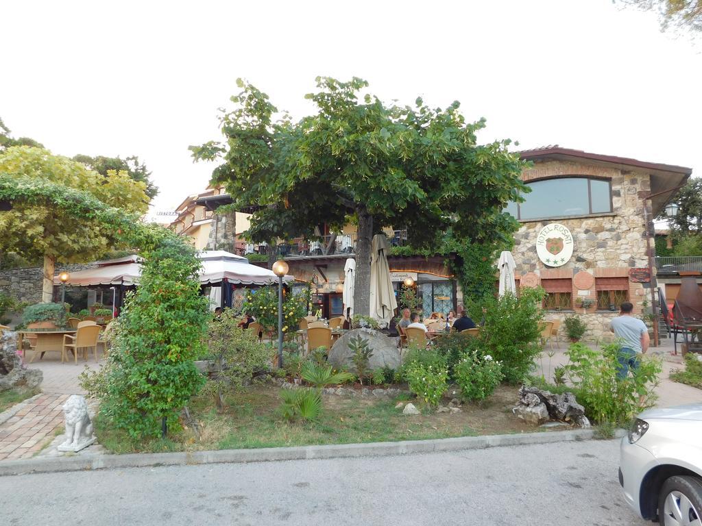 קיוזי Hotel Rosati מראה חיצוני תמונה