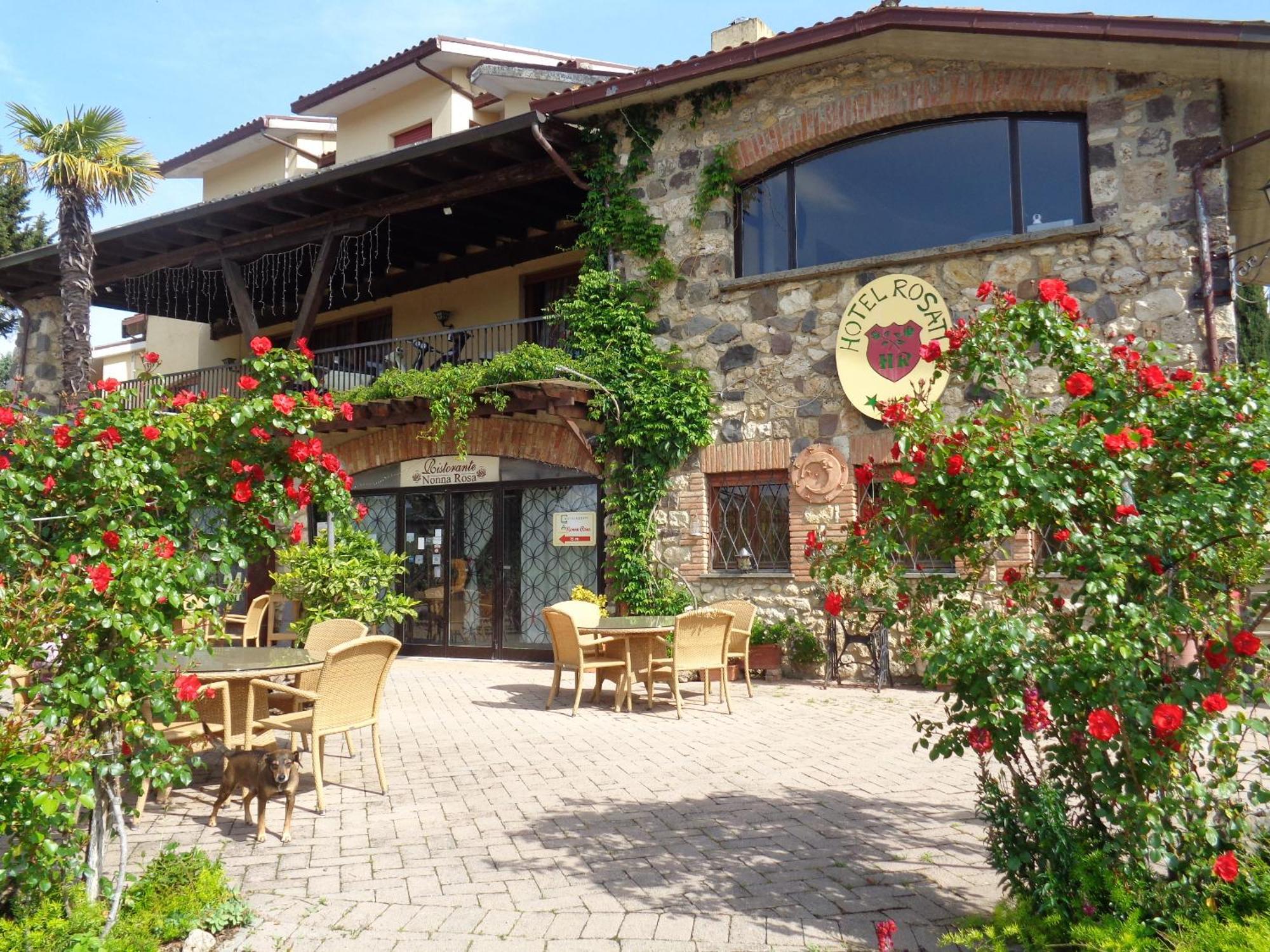 קיוזי Hotel Rosati מראה חיצוני תמונה