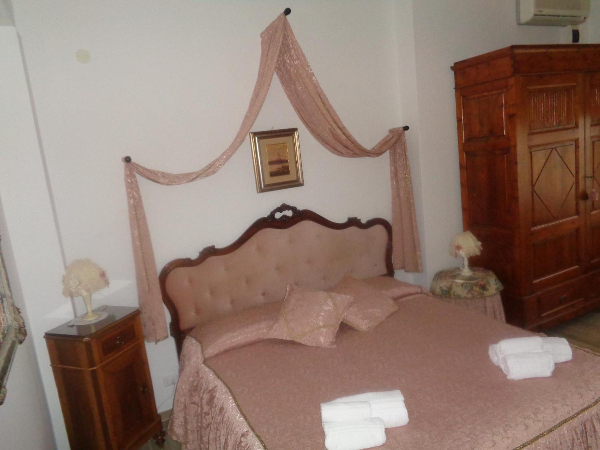 קיוזי Hotel Rosati מראה חיצוני תמונה