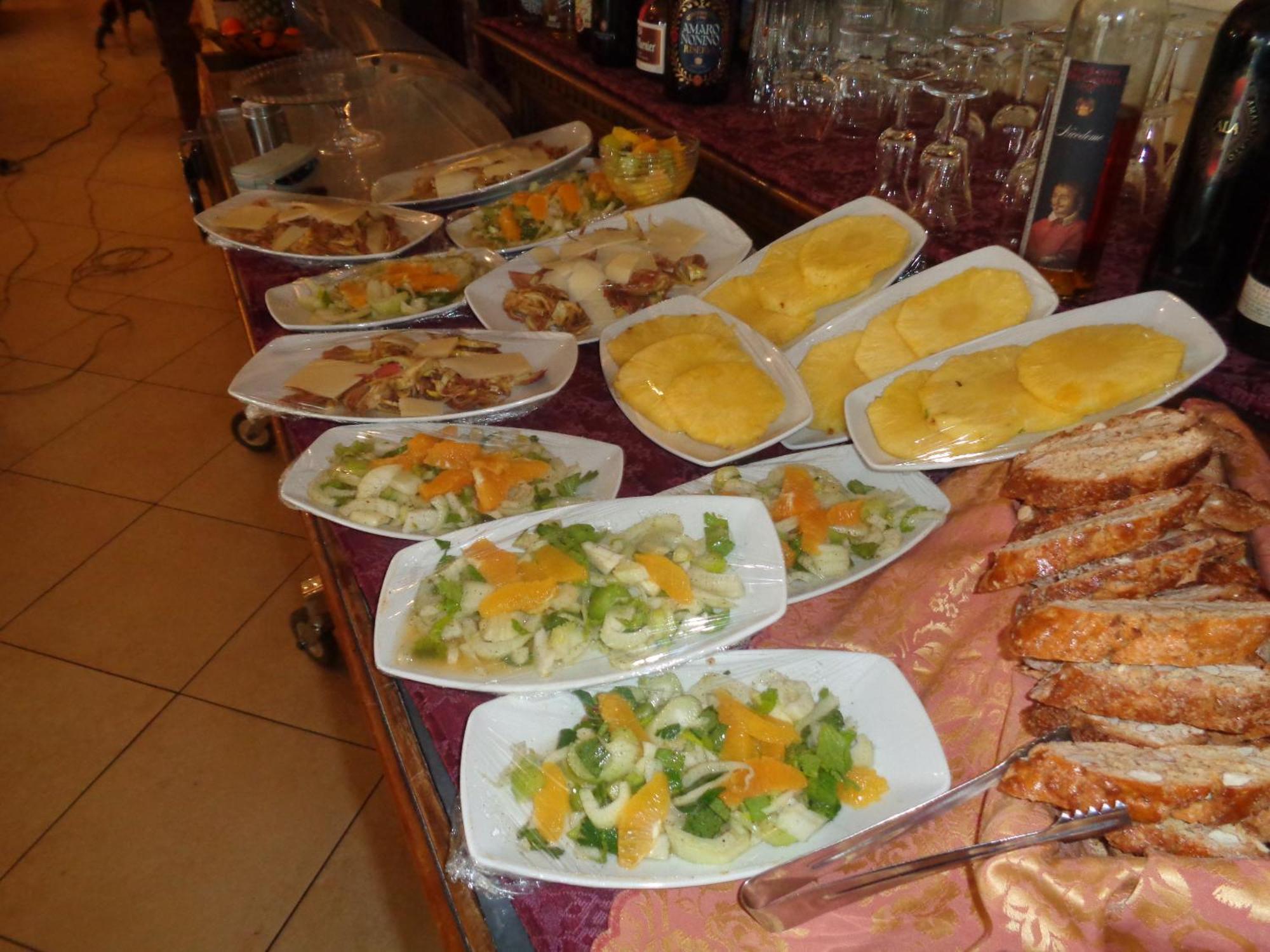 קיוזי Hotel Rosati מראה חיצוני תמונה